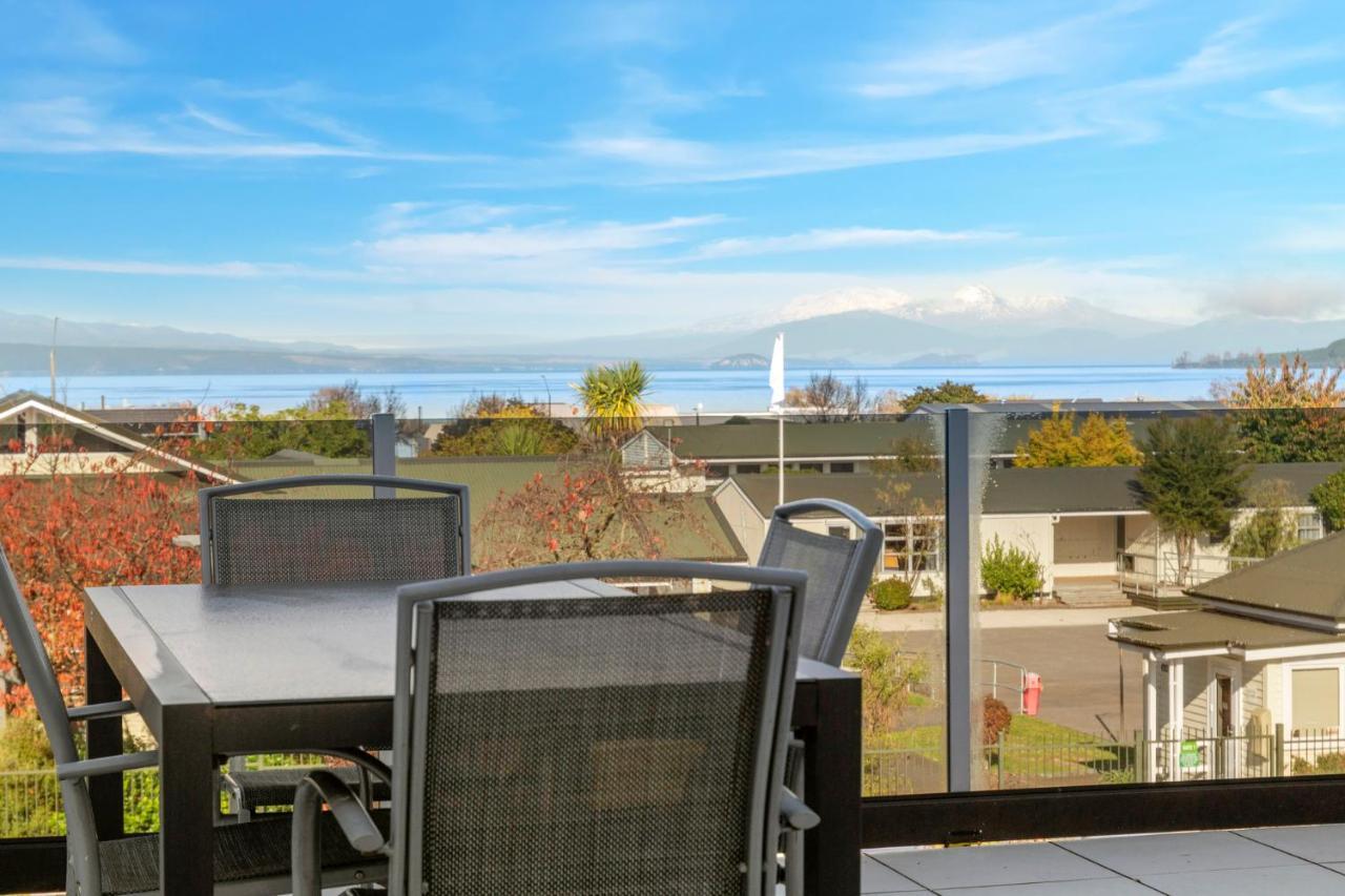 Lakeview Luxury - Taupo Holiday Apartment Экстерьер фото