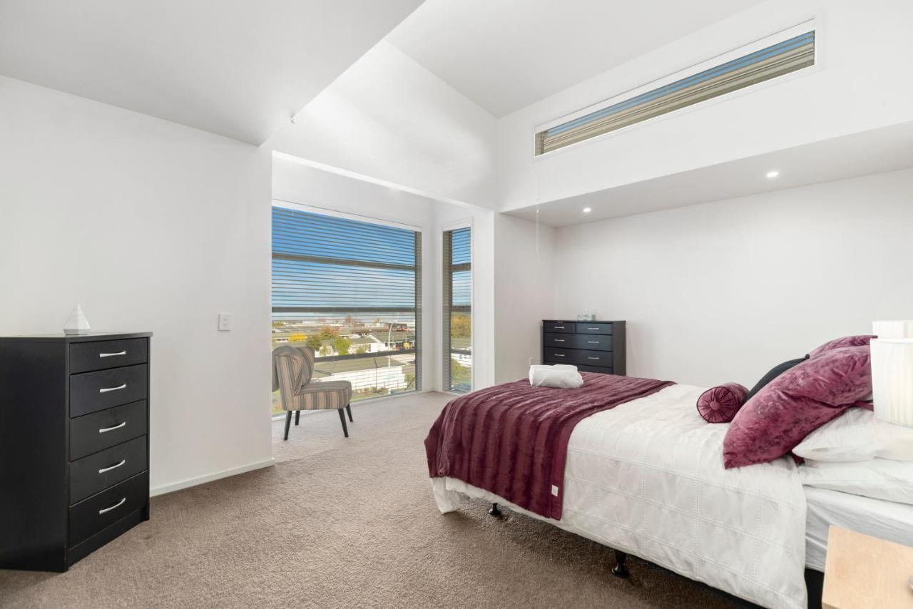 Lakeview Luxury - Taupo Holiday Apartment Экстерьер фото