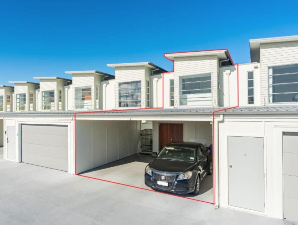 Lakeview Luxury - Taupo Holiday Apartment Экстерьер фото